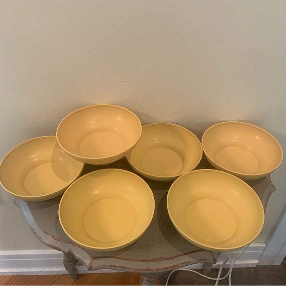 Six VTG Tupperware Harvest Gold Cereal Bowls - Picture 2 of 5